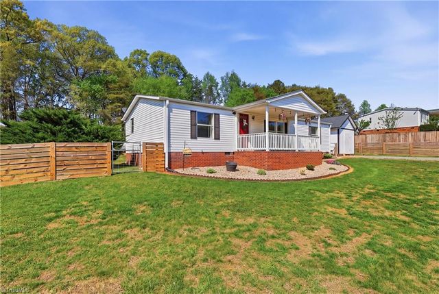 112 Hayes Drive, King, NC 27021