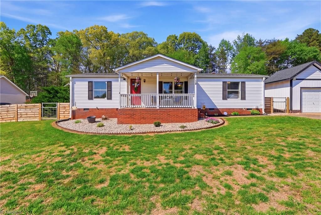 112 Hayes Drive, King, NC 27021