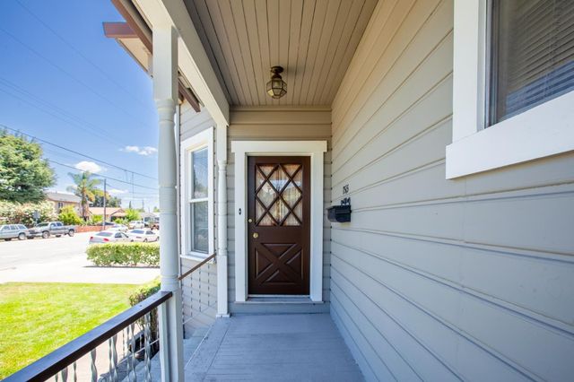 7515 Chestnut Street, Gilroy, CA 95020