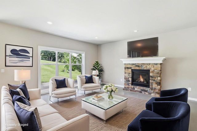 204 Westmorland Drive, Mount Horeb, WI 53572