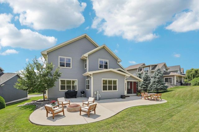 204 Westmorland Drive, Mount Horeb, WI 53572