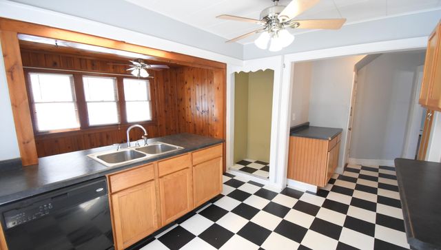 326 S Cullen Street, Rensselaer, IN 47978