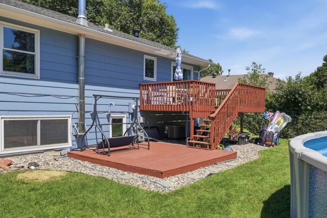 2832 Westgate Drive S, Fargo, ND 58103
