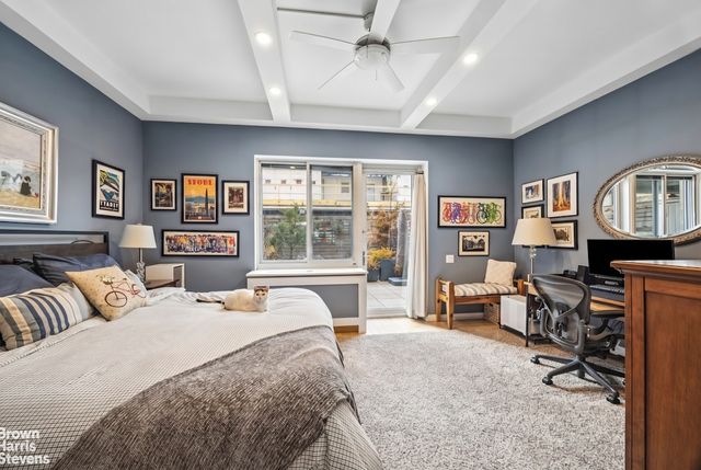 534 W 42nd St Apt 2, New York City, NY 10036