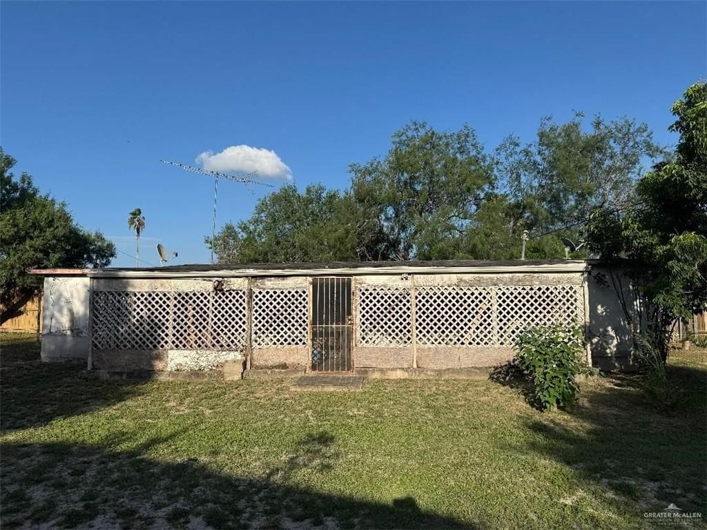 321 E 13th Street, La Joya, TX 78560