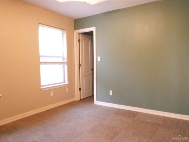 8107 N 27th Lane, Mcallen, TX 78504