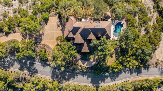 17 Cicero LN, Austin, TX 78746