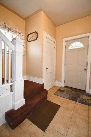 108 Locust St, Mt Oliver, PA 15210