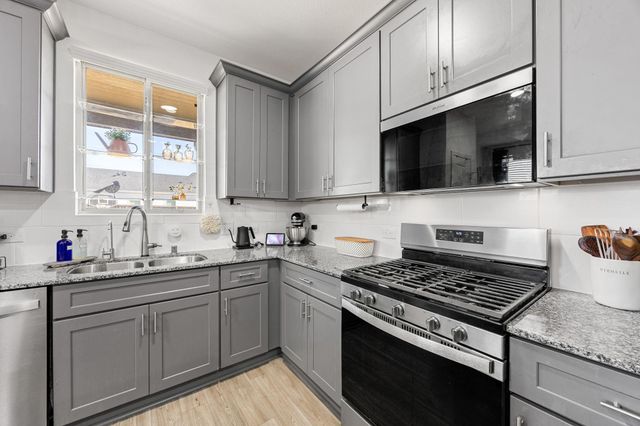 13574 Myrtle Gardens Boulevard, Magnolia, TX 77354