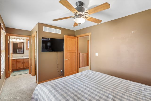 8402 Long Meadow Lane, Johnston, IA 50131