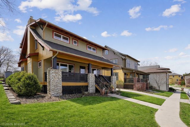 8402 Long Meadow Lane, Johnston, IA 50131