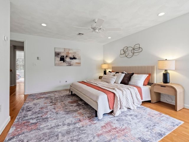 31 Forest Lane 31, Hopkinton, MA 01748