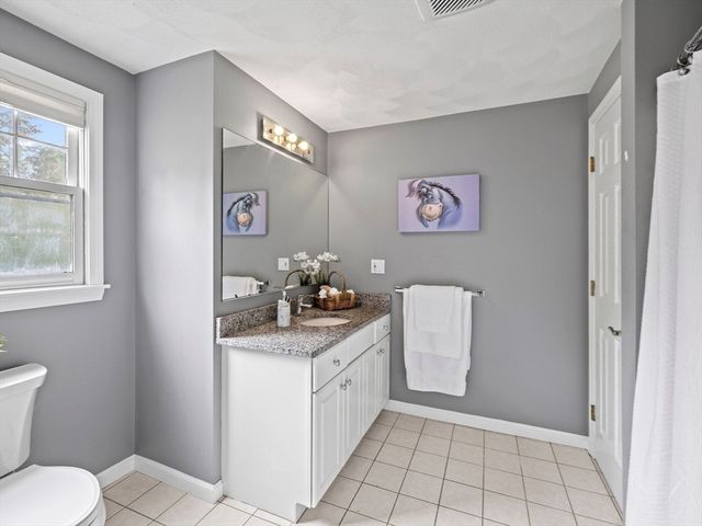 31 Forest Lane 31, Hopkinton, MA 01748