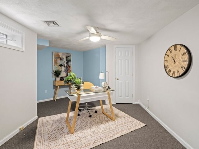 31 Forest Lane 31, Hopkinton, MA 01748