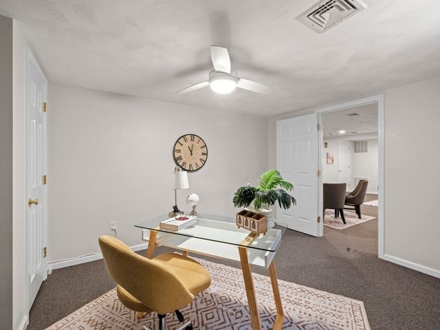 31 Forest Lane 31, Hopkinton, MA 01748