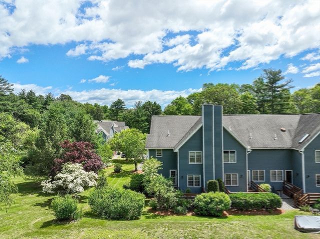 31 Forest Lane 31, Hopkinton, MA 01748