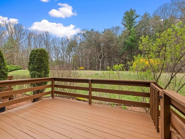 31 Forest Lane 31, Hopkinton, MA 01748