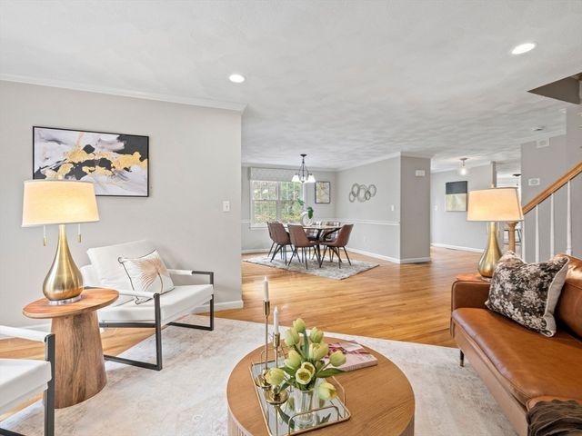 31 Forest Lane 31, Hopkinton, MA 01748