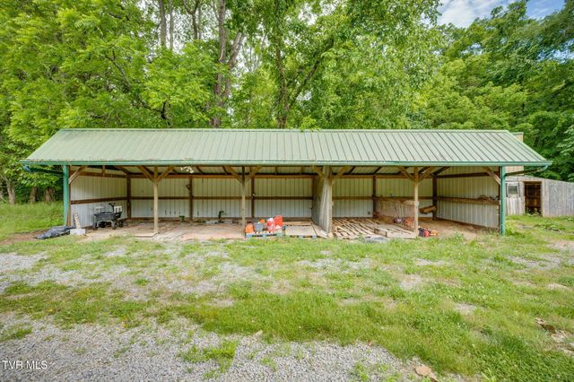 108 Richards Road, Rogersville, TN 37857
