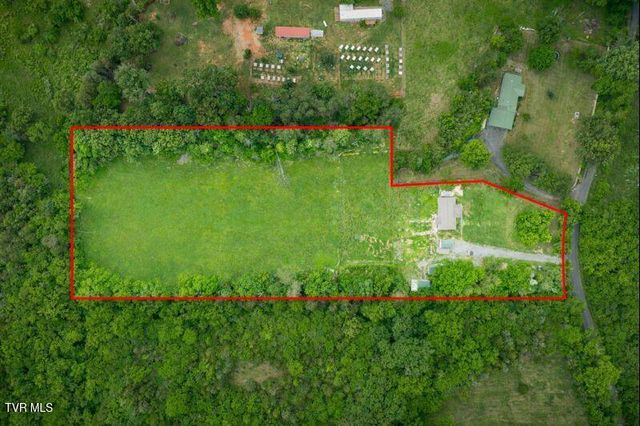 108 Richards Road, Rogersville, TN 37857