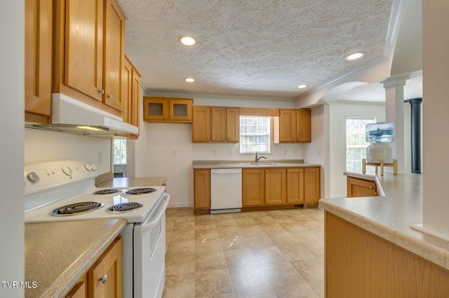 108 Richards Road, Rogersville, TN 37857