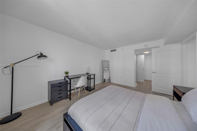 2101 Brickell Ave 605, Miami, FL 33129