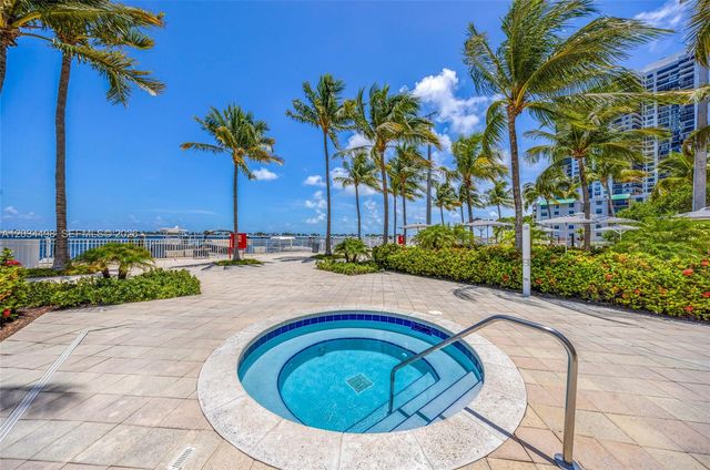 2101 Brickell Ave 605, Miami, FL 33129