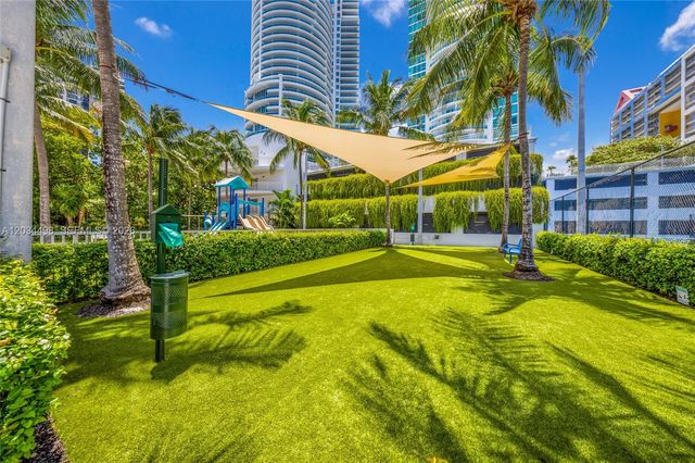 2101 Brickell Ave 605, Miami, FL 33129