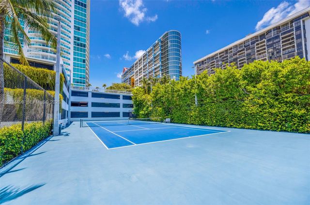 2101 Brickell Ave 605, Miami, FL 33129