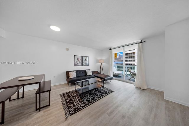 2101 Brickell Ave 605, Miami, FL 33129