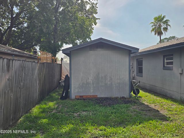 6051 FOXFIRE Court, Jacksonville, FL 32244