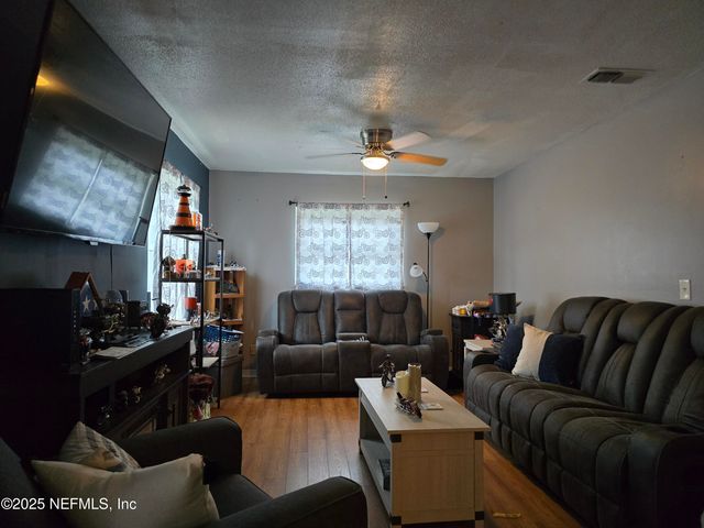 6051 FOXFIRE Court, Jacksonville, FL 32244