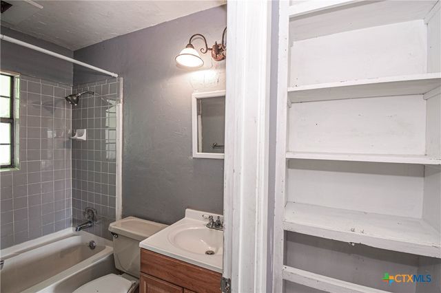 202 Margaret Lee Street, Copperas Cove, TX 76522