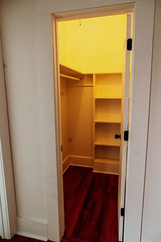 1917 WALKER AVE, Memphis, TN 38104