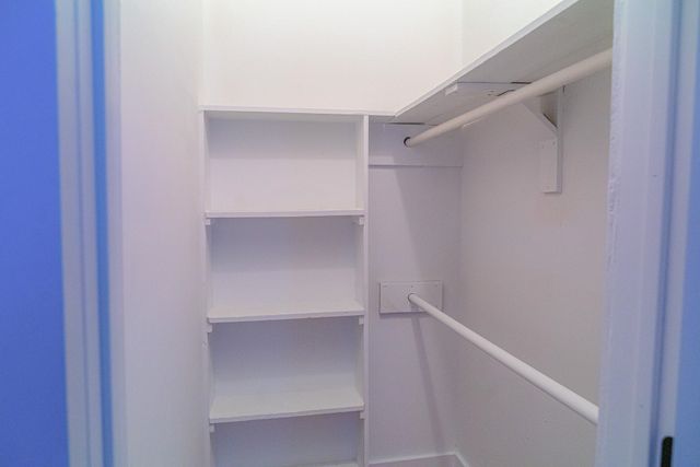 1917 WALKER AVE, Memphis, TN 38104