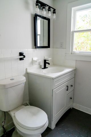 1917 WALKER AVE, Memphis, TN 38104