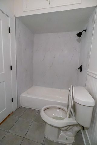 1917 WALKER AVE, Memphis, TN 38104