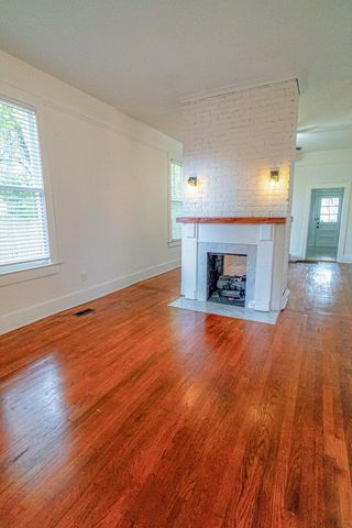 1917 WALKER AVE, Memphis, TN 38104