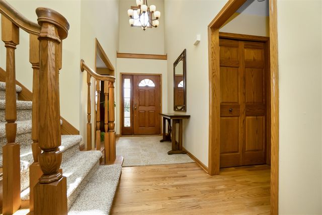 13440 Meadowview Drive, Chelsea, MI 48118