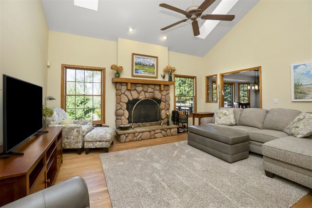 13440 Meadowview Drive, Chelsea, MI 48118