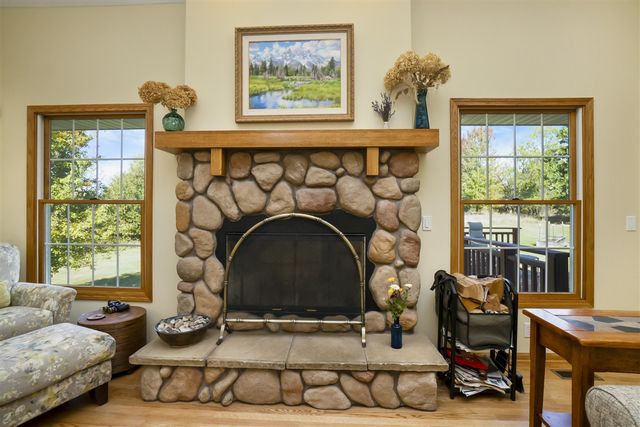 13440 Meadowview Drive, Chelsea, MI 48118