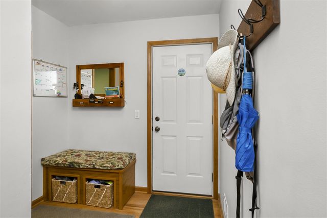 13440 Meadowview Drive, Chelsea, MI 48118