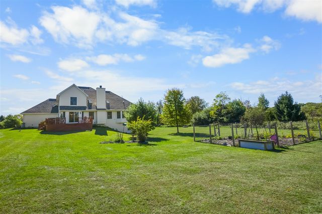 13440 Meadowview Drive, Chelsea, MI 48118