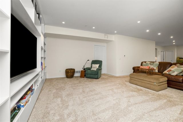 13440 Meadowview Drive, Chelsea, MI 48118