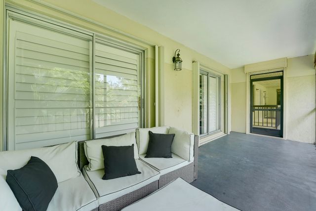 6520 Chasewood Drive Apt G, Jupiter, FL 33458