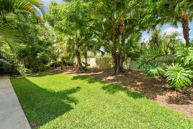 6520 Chasewood Drive Apt G, Jupiter, FL 33458