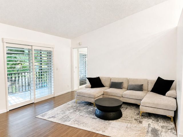6520 Chasewood Drive Apt G, Jupiter, FL 33458