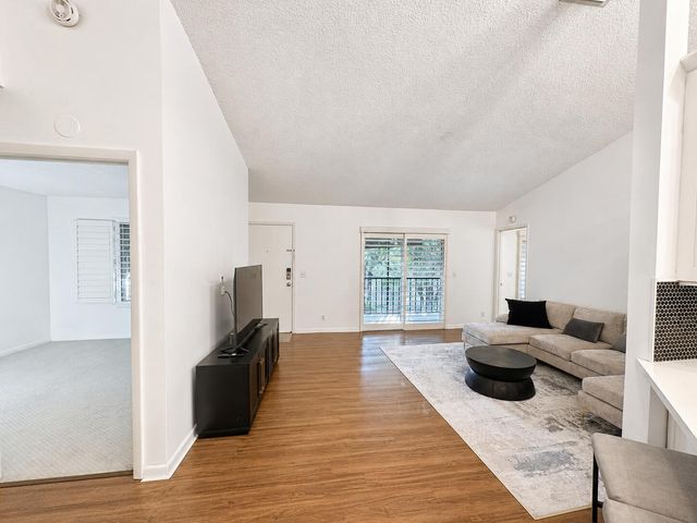 6520 Chasewood Drive Apt G, Jupiter, FL 33458