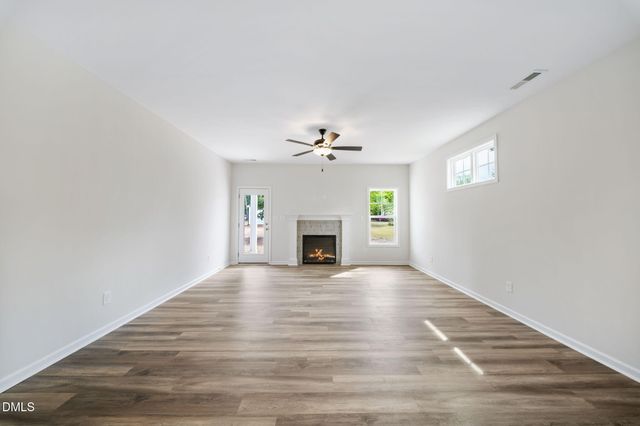 4052 Lofton Street, Wade, NC 28395