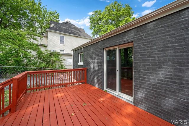 2129 Wolter Avenue, St Louis, MO 63114